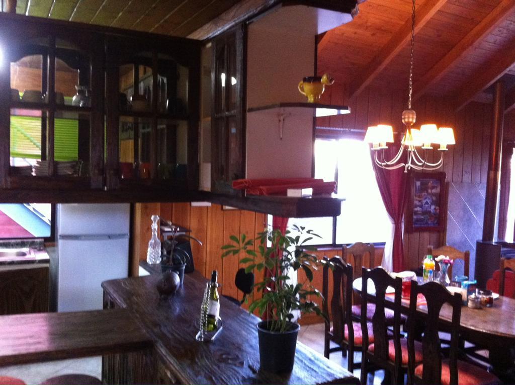 Hostal El Nogal Пукон Экстерьер фото