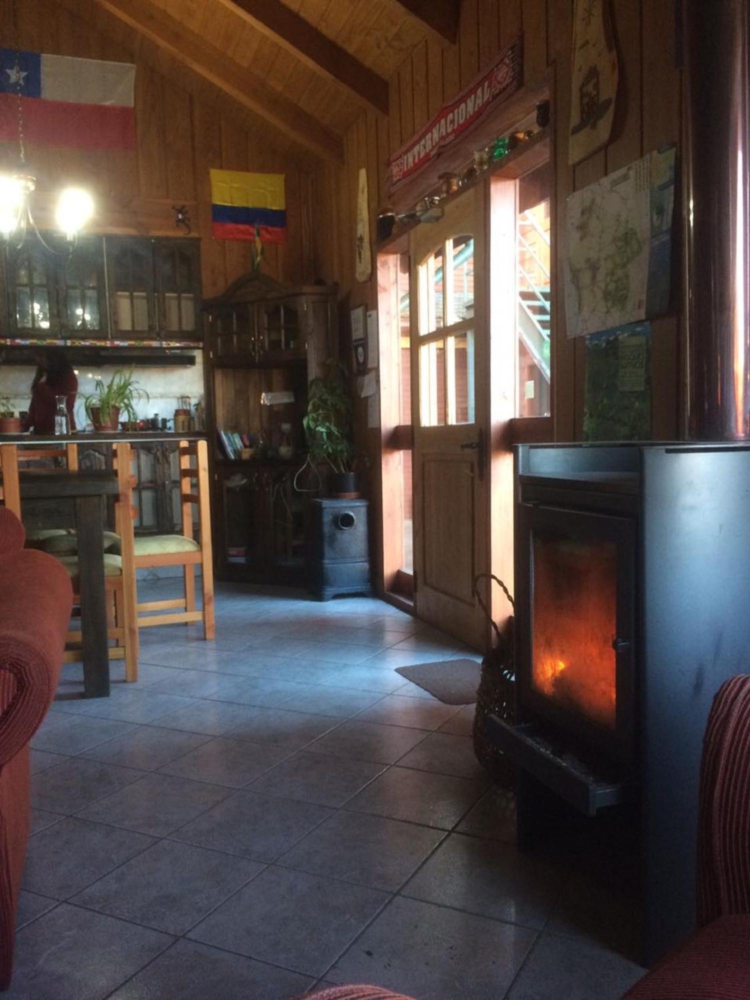 Hostal El Nogal Пукон Экстерьер фото