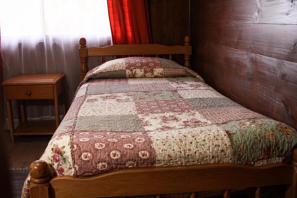 Hostal El Nogal Пукон Экстерьер фото